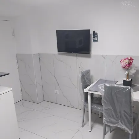 度假居 Piccola House 那不勒斯